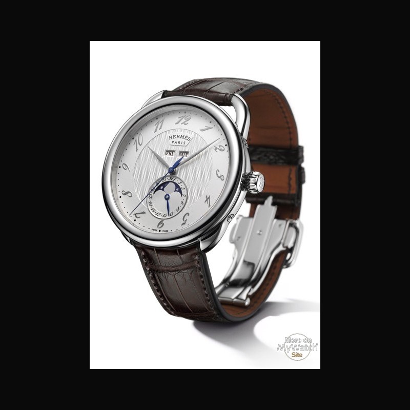 Pre-Owned Hermes Arceau Grande Lune W036759WW00