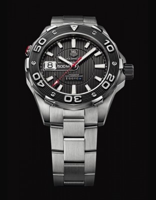 AQUARACER 500M Calibre 5 ORACLE TEAM USA Edition Limitée