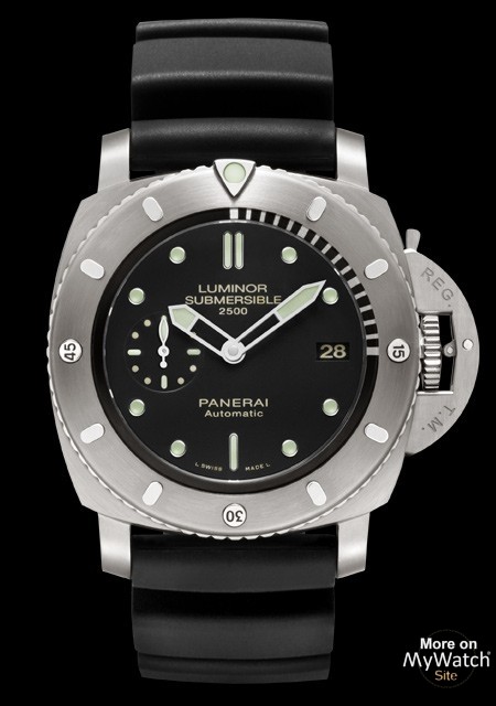 Luminor Submersible 1950 2500m 3 Days Automatic Titanio