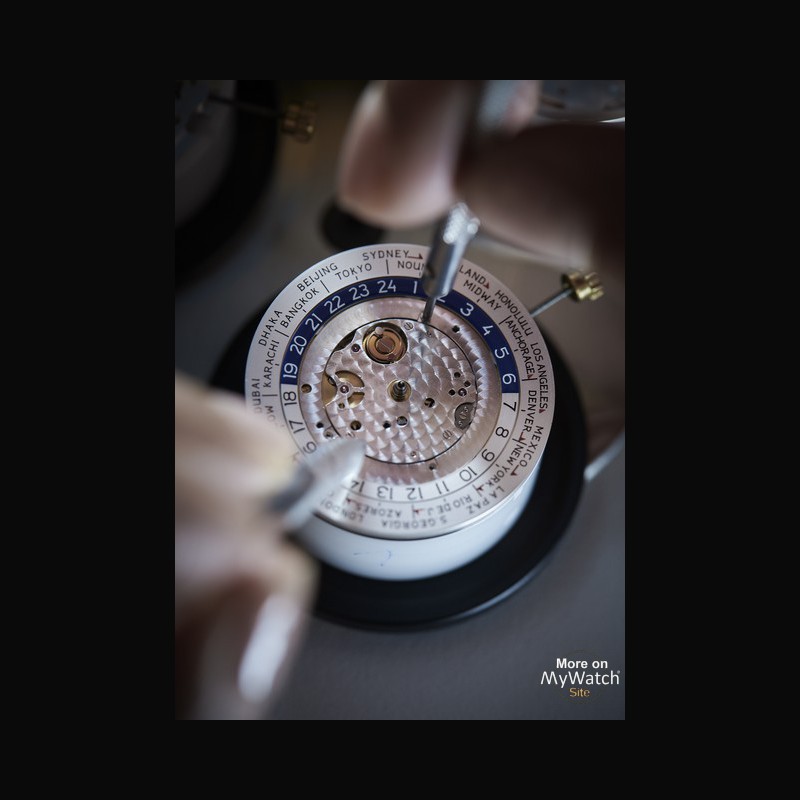 Watch Chopard L.U.C Time Traveler One | L.U.C 161942-9001 Platinum