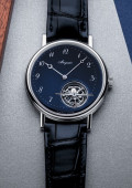 Classique Tourbillon Extra-Plat Automatique Version Blue