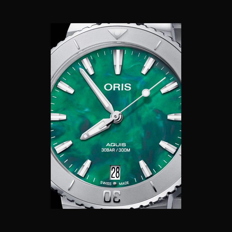 Introducing the new Oris x Bracenet Aquis with upcycled dial