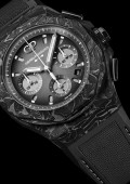 Laureato Absolute Chronograph 8Tech