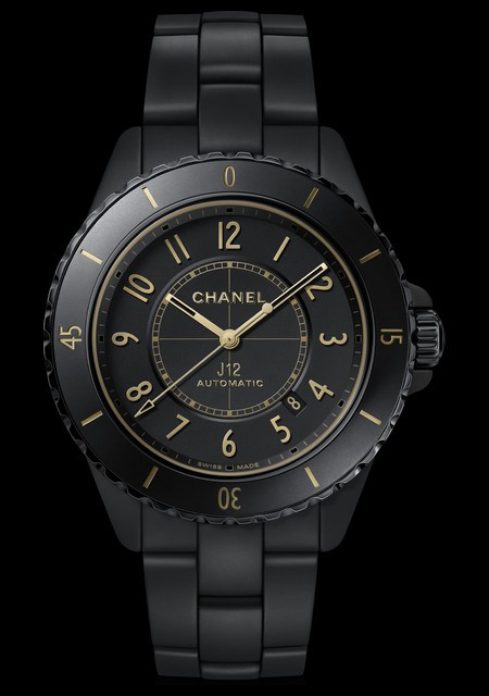 J12 Golden Black Caliber 12.1 42 Mm
