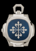 Nautilus Desk Watch