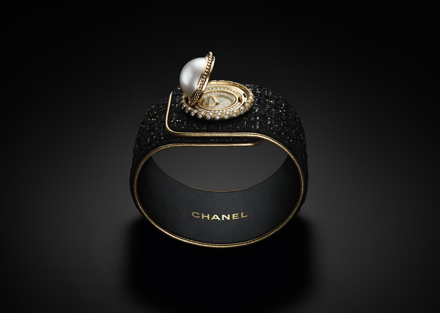 La montre Mademoiselle Privé Bouton de Chanel