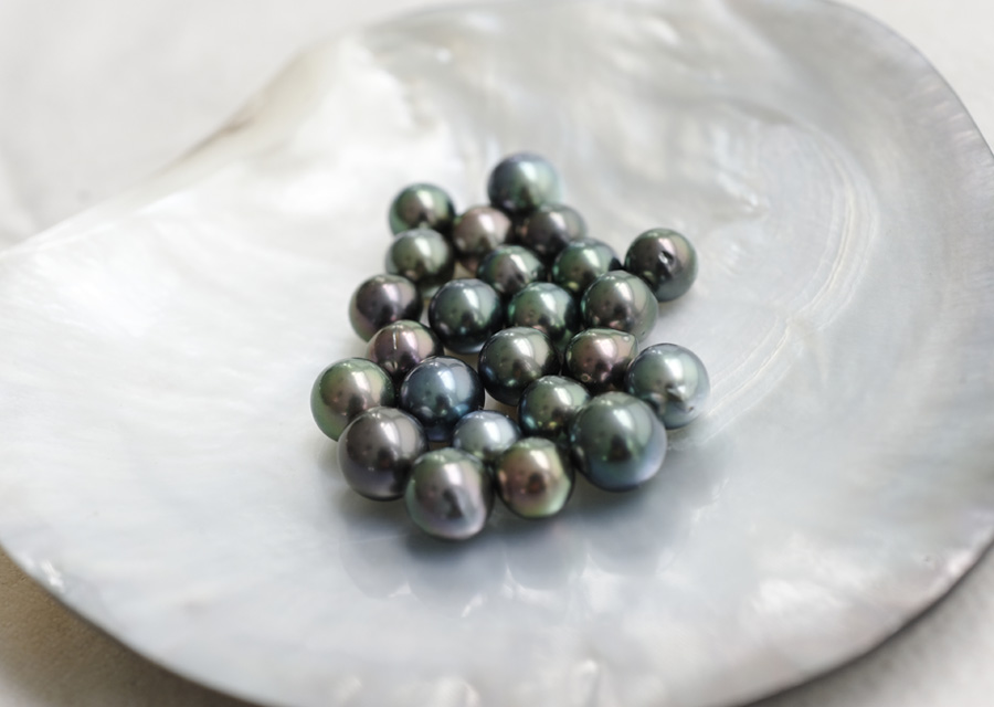 Nacre pearls and their secrets - MyWatch EN