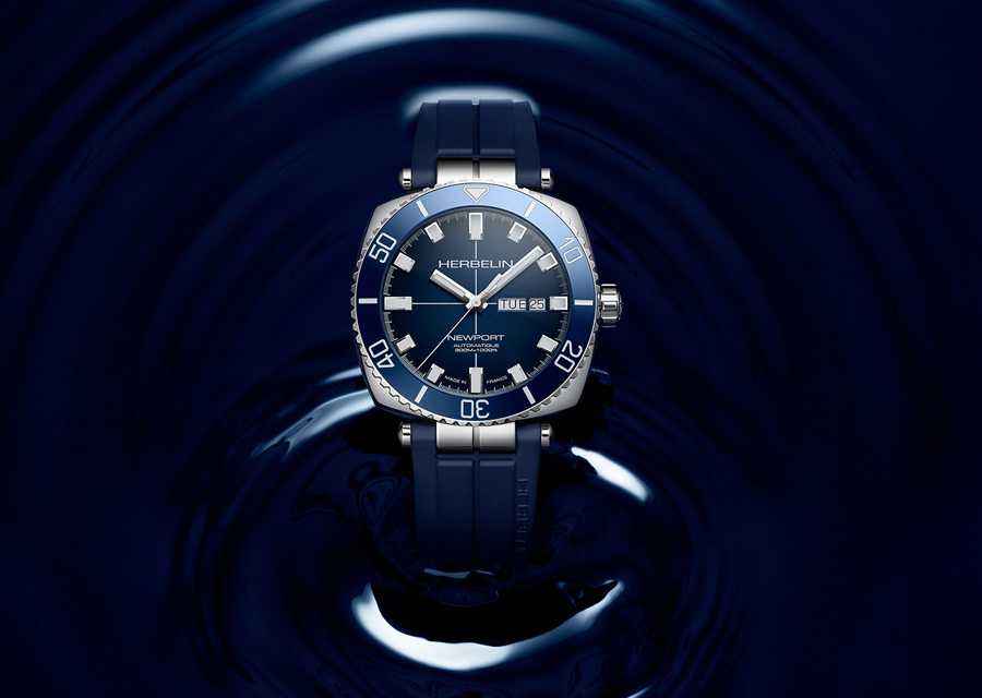 La montre Newport Héritage Diver est étanche à 300 mètres