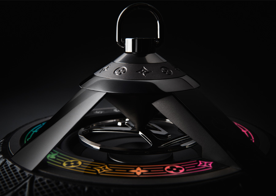 Discover the new Louis Vuitton Horizon Light Up speaker