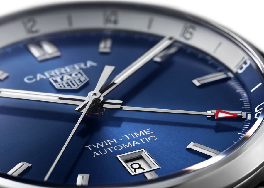 La TAG Heuer Carrera Twin-Time Date 41 mm