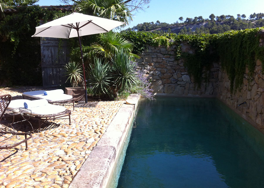 La piscine privée de la villa Grenache à la Bastide de Marie