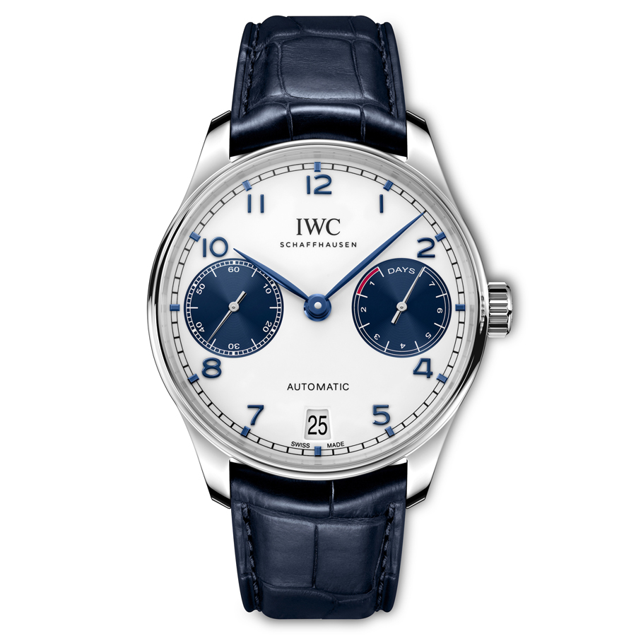 La IWC Portugieser Automatique affiche ses compteurs à l'horizontale.