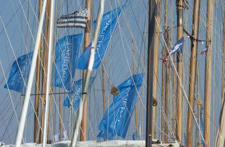 Go ! The flags of the Mediterranean Circuit of the Panerai Classic Yachts Challenge float at the masts of the boats.