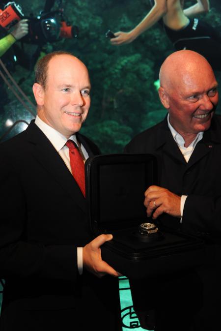 S.A.S. Le Prince Albert II de Monaco and Jean-Claude Biver, CEO of Hublot with the incredible diver's watch Oceanographic 4000 ©Cyrille Margarit - Artman Agency