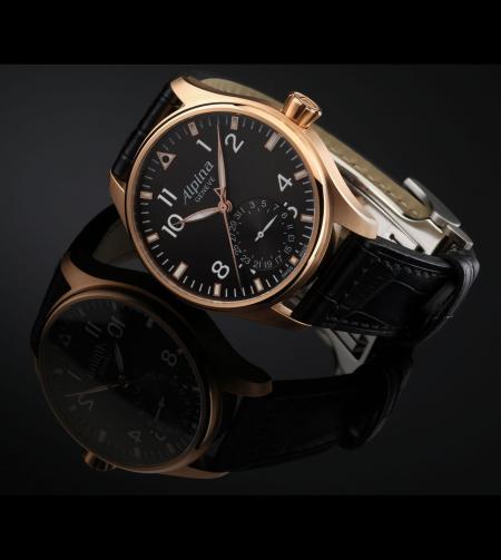 The watch Alpina sold to benefit the Children's Heart Foundation: the Startimer Pilot Manufacture in a pink gold version.