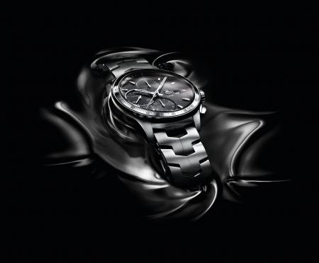 The LINK Automatic Chronograph : the frontrunner of the TAG Heuer new line LINK.