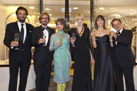 Benjamin Vuchot, Nicolas Bos, Josephine Siao Fong Fong, Cate Blanchett, Catherine Renier and Stanislas de Quercize.©Van Cleef & Arpels