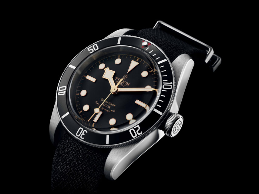 Tudor Heritage Black Bay Black