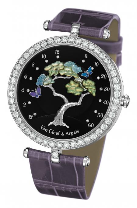 The Van Cleef & Arpels Butterfly Symphony watch has been awarded the Ladies watch prize of the Grand Prix du Public 2011 of Geneva.