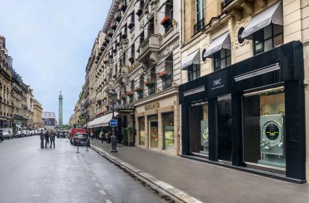 The first IWC parisian boutique is 15 rue de la Paix.