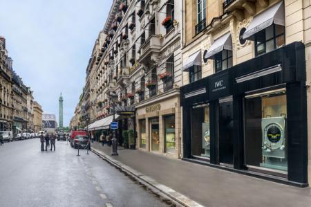 The boutique IWC on 15 rue de la Paix in Paris.