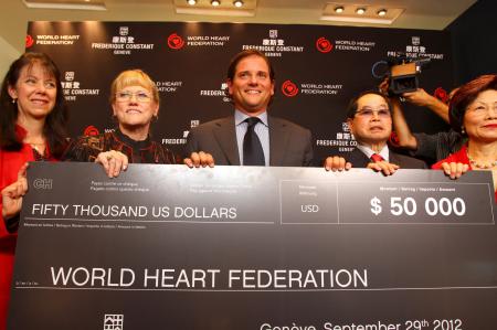 Ralph Simons, Frédérique Constant US President, made a donation check of 50, 000 dollars at The World Heart Federation.