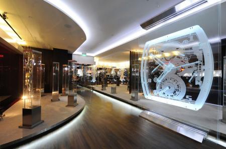 The Richard Mille boutique at the Grand Hyatt Singapore : a showroom covering 200 m2.