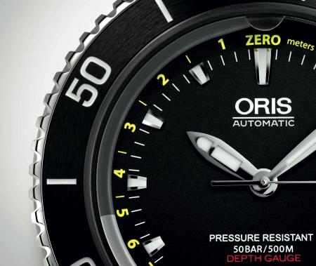  The new Oris Aquis Depth Gauge : a diver watche measuring depth by allowing water to enter the timepiece.