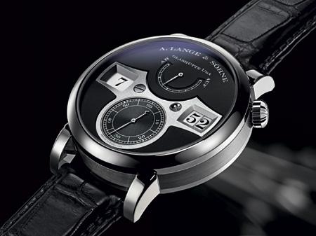 Outstanding design: the LANGE ZEITWERK.