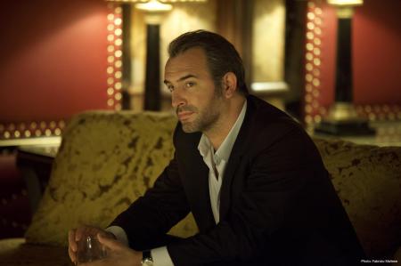 In the movie Möbius, Jean Dujardin wears the F.P.Journe Octa Calendrier.