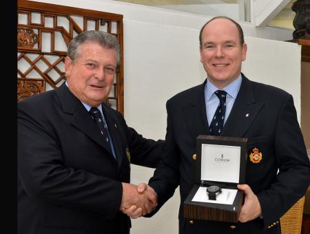 The Commodore Bernardinio Fanganiello and the Prince Albert II of Monaco with his Admiral’s Cup Seafender 48 Tides Iate Clube de Santos 