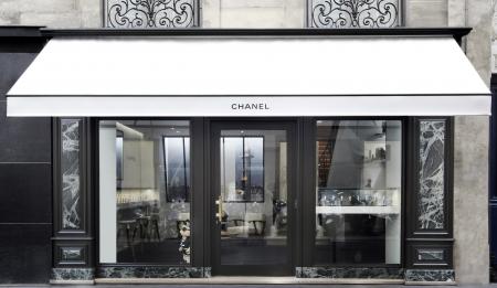 Chanel pop-up store dedicated to the Première watch
