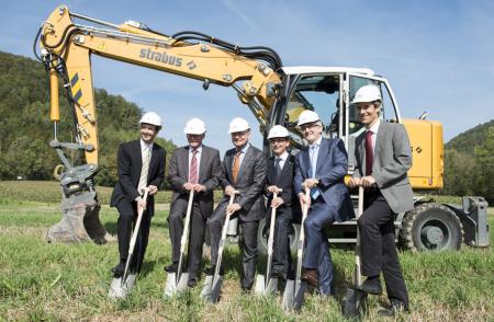 IWC CEO Georges Kern with Cantonal Councillor Reto Dubach, Peter Neukomm and Raphaël Rohner, heads of the municipal­­ council’s­ finance­ and­ building­ departments