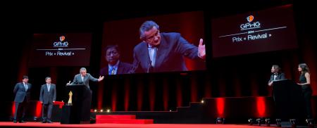 Sean Li and Zhixiang Ding (jury members) and Stephen Urquhart (CEO of Omega, winner of the Revival Watch Prize 2014)