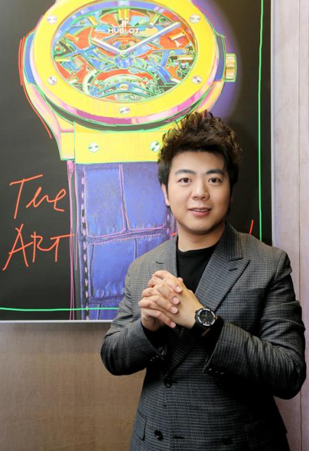 Lang Lang, in Hublot Shenyang Charter boutique