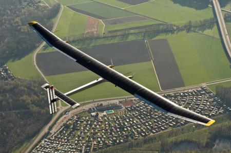 Solar Impulse project - Omega - First flight - 2010