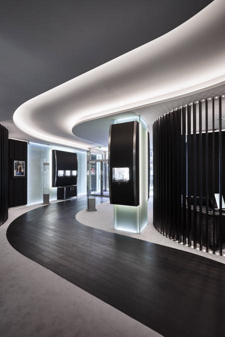 The new Richard Mille boutique on avenue Matignon - c Jerome Bryon