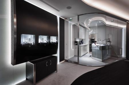 The new Richard Mille boutique on avenue Matignon - c Jerome Bryon