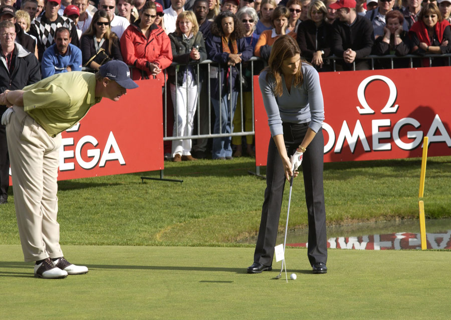 2002 - Cindy Crauford tees off with other celebrities at the OMEGA Celebrity Golf Tournament in Crans Montana