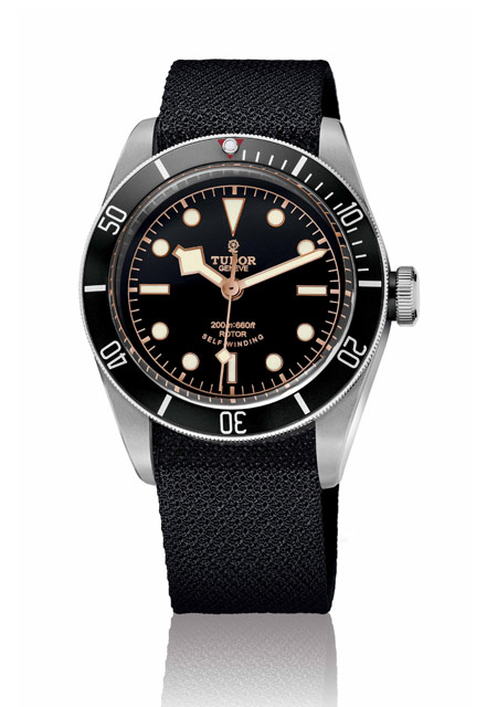 Tudor Heritage Black Bay Black