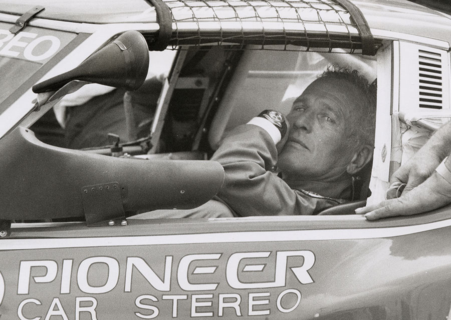 Paul Newman, Hollywood star and famous pilot, always with his Rolex Daytona - RonGalella/GettyImages