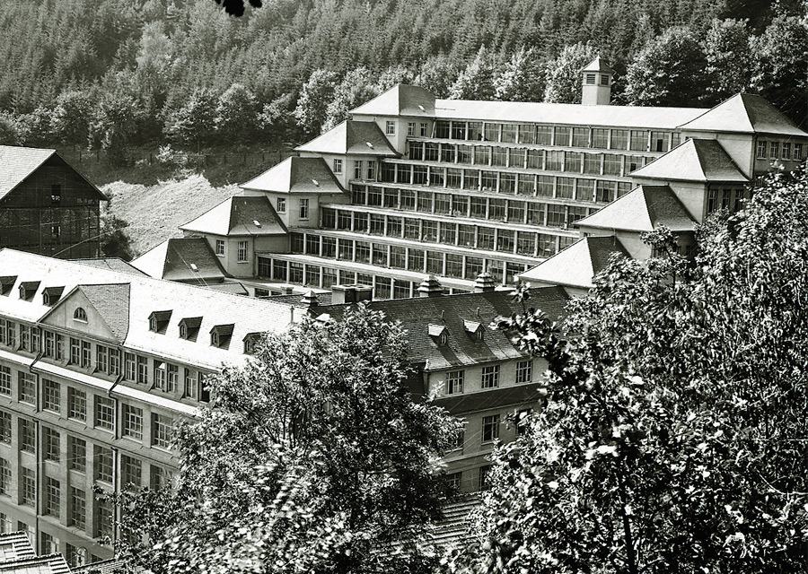 The terrace building in Schramberg in 1918