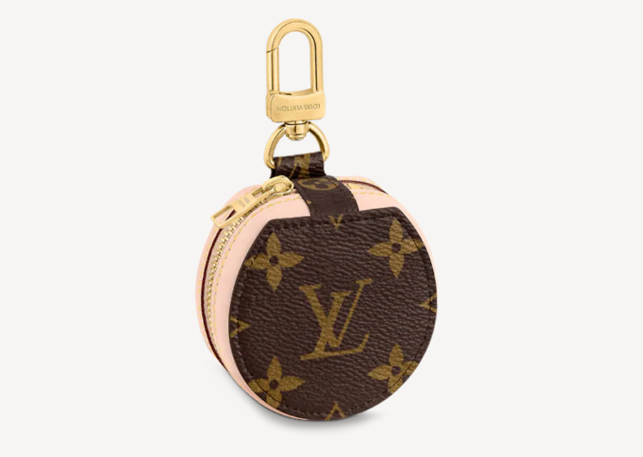 LOUIS VUITTON Earphone case Monogram Etui-Earphone Cat AirPods Pro