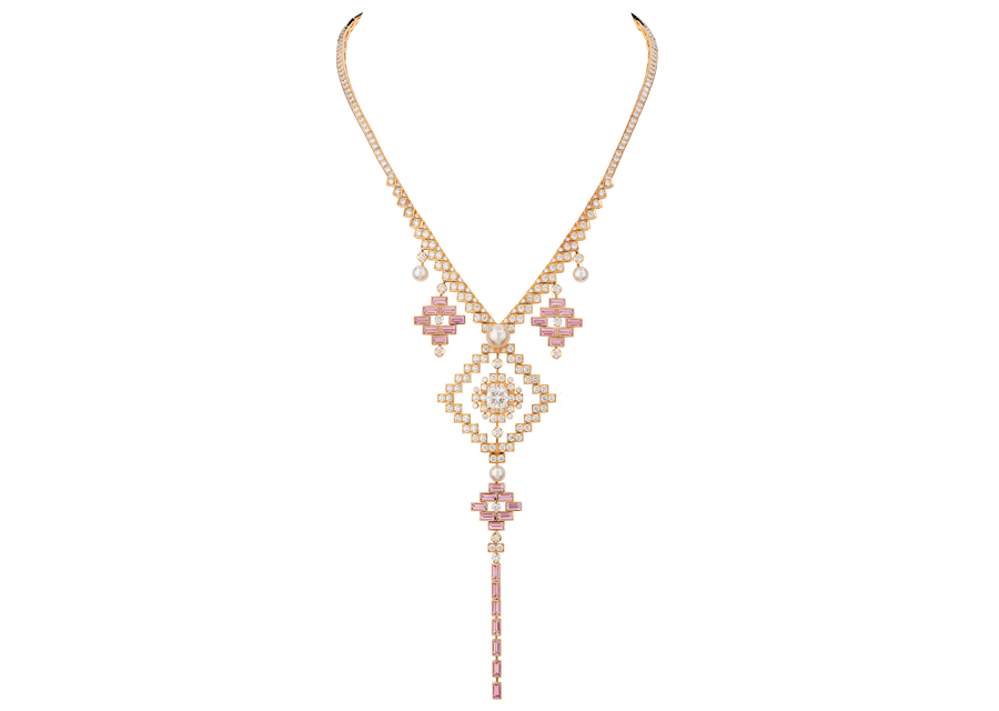 Chanel Womens Necklaces & Pendants, Gold