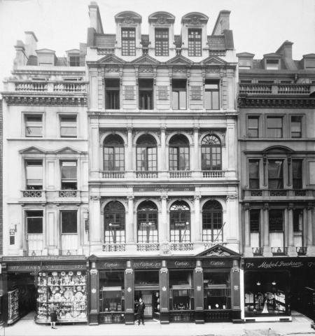 The Cartier boutique in London, in 1909