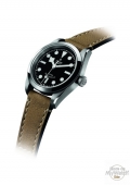 BLACK BAY 36 Cadran Noir Strap Cuir Beige