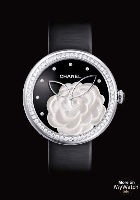 Watch Chanel Mademoiselle Privé décor Camélia nacre blanche | Mademoiselle  Privé H3096 White Gold - Diamonds - Satin Bracelet