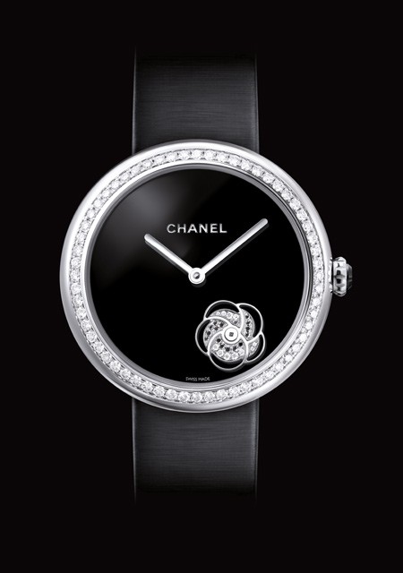 Watch Chanel Mademoiselle Privé motif tournant Camélia  display picture 1