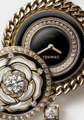 Mademoiselle Privé Bouton Camellia Necklace Watch